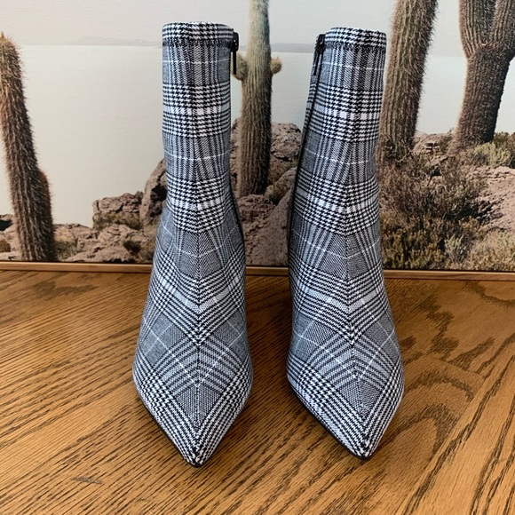 Jeffrey Campbell plaid sport calf boots black and white 6.5 - Picture 2 of 10